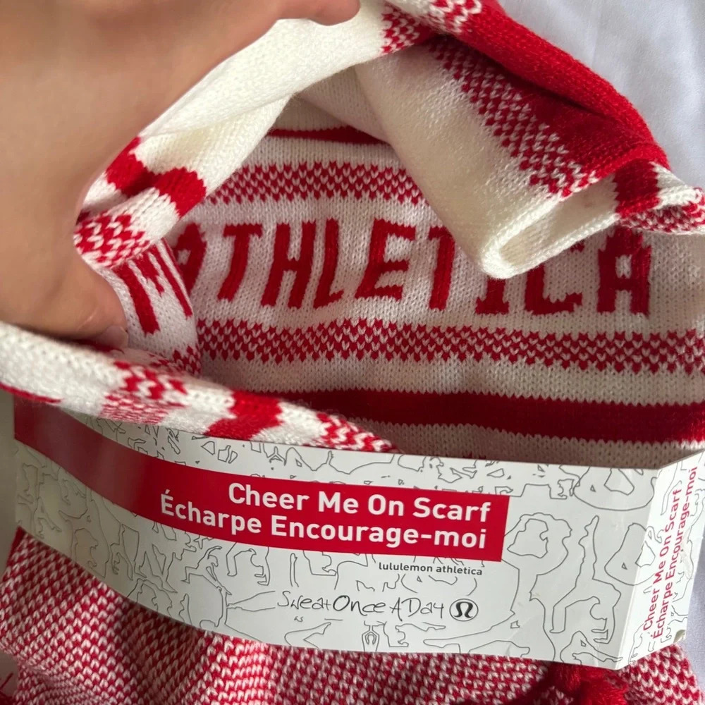 🆕🇨🇦 RARE 2010 Lululemon Canada Cheer Me On Scarf - Picture 6 of 6